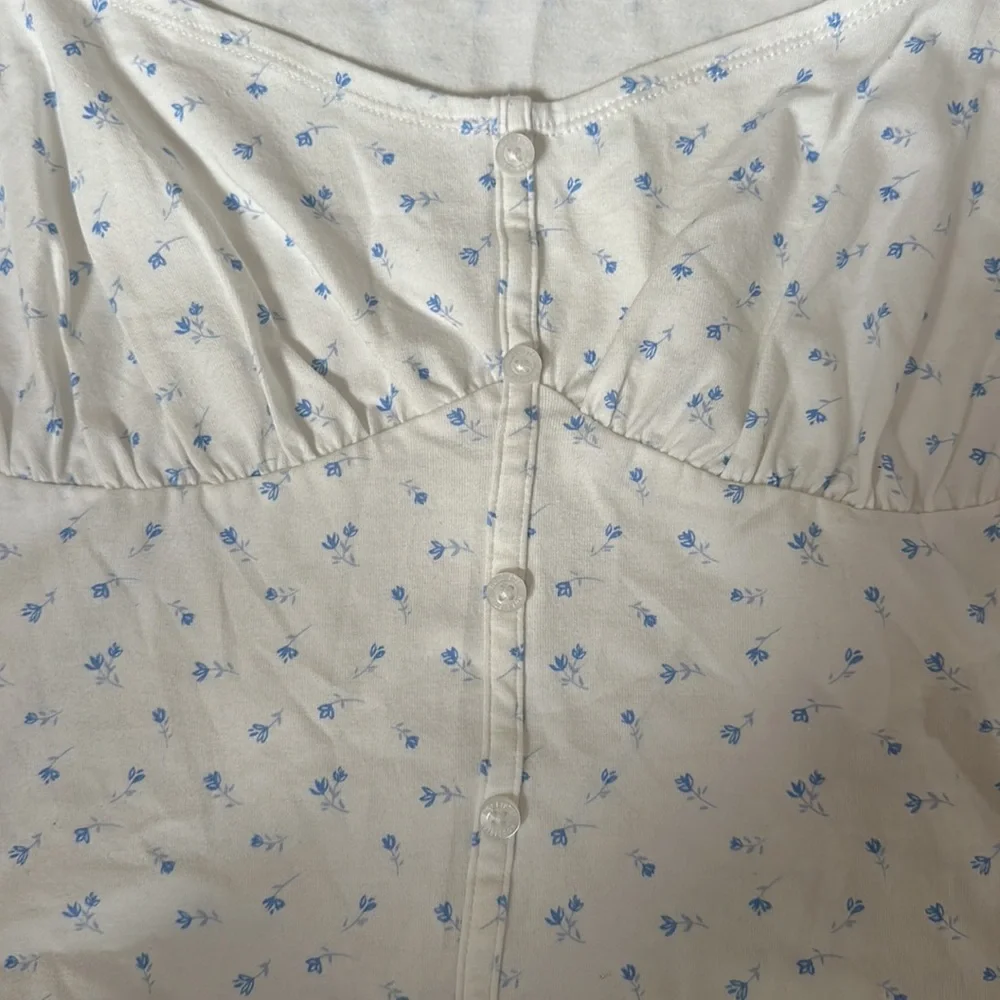 Holister top. Size S. NWT - Picture 3 of 5